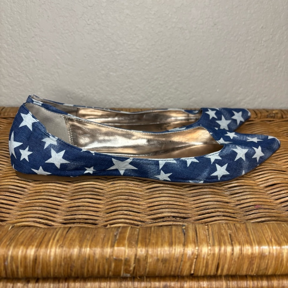 Steve Madden Haanna Star Print Flat Size 11 - Picture 6 of 9